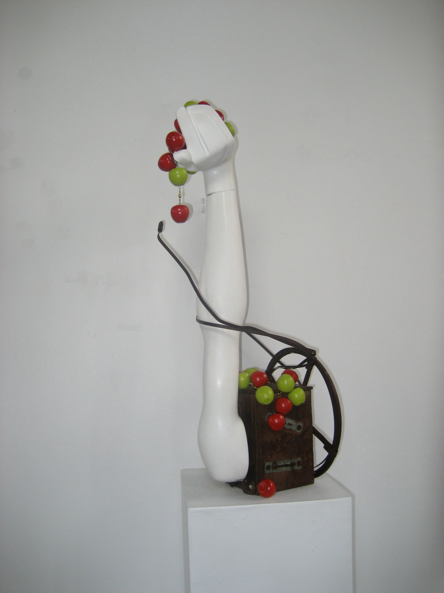 Hand, Apples, Snake = EVE