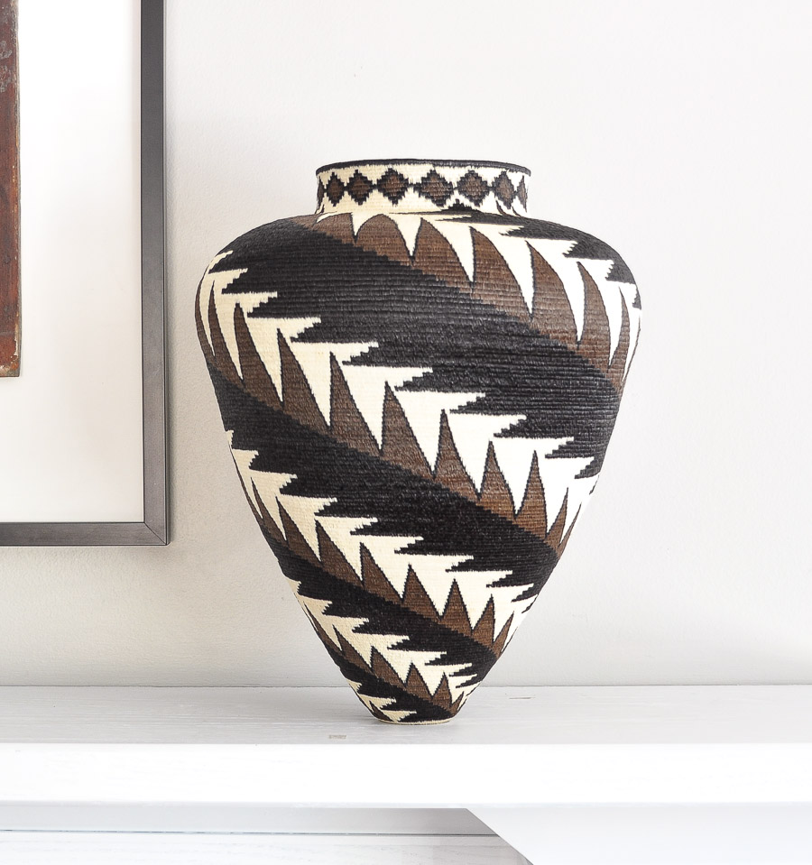 Brown Tapered Feather, Wounaan Basket